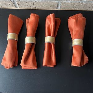 Set of Four 17x17 In Burnt Orange Polyester Cloth Napkins w/ 4 Tan Napkin Rings